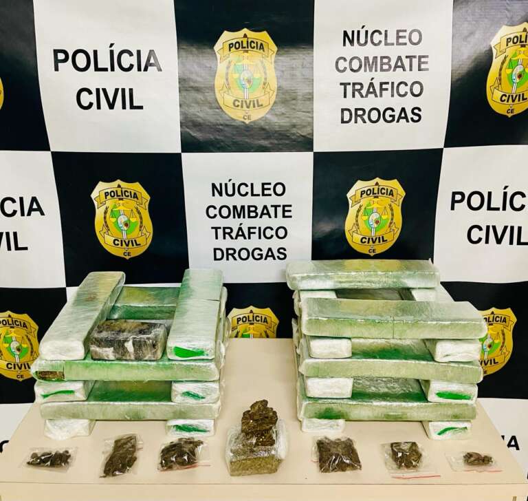 Trio Preso Pela Pcce E Mais De Kg De Maconha S O Apreendidos Em