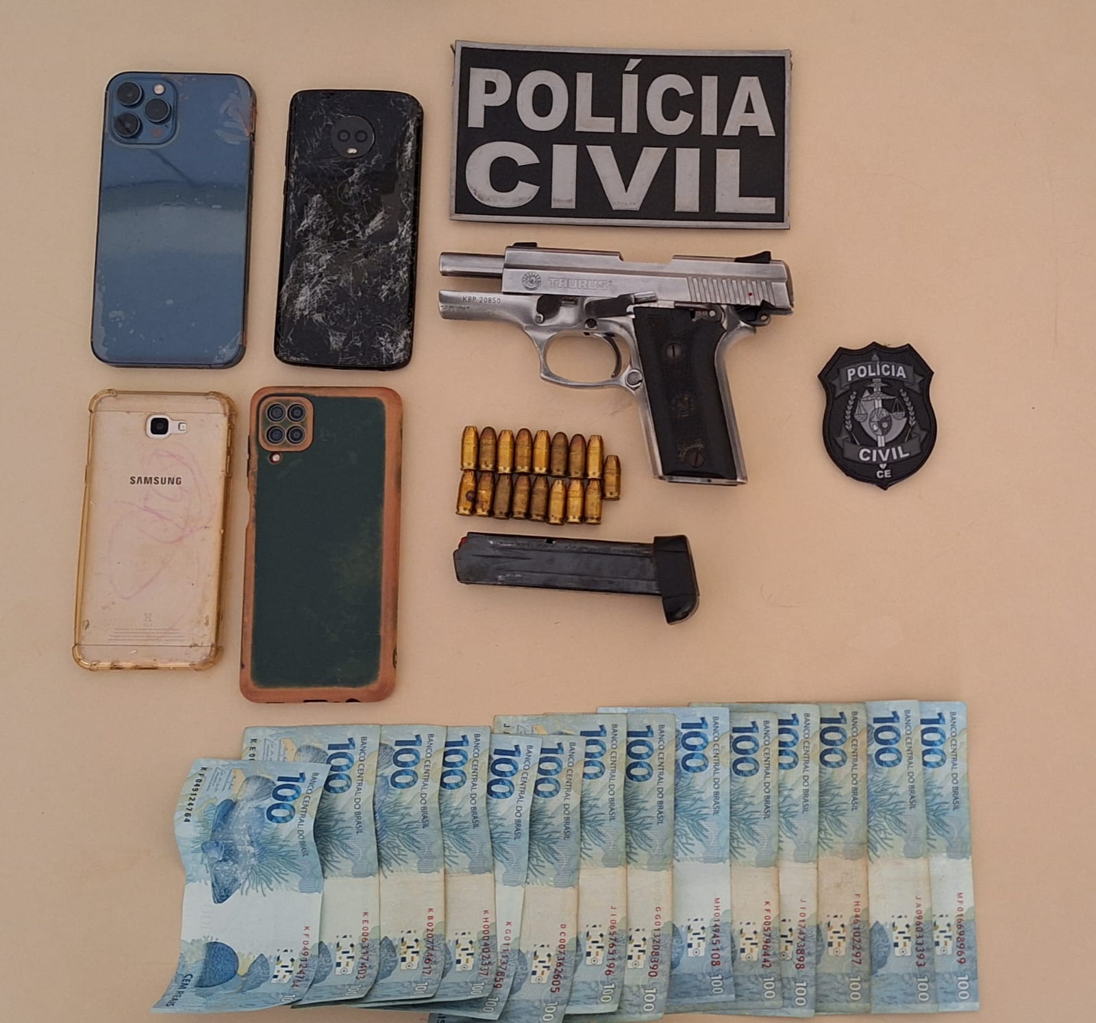 Mulher Em Posse De Pistola E Muni Es Presa Em A O Conjunta No Rio