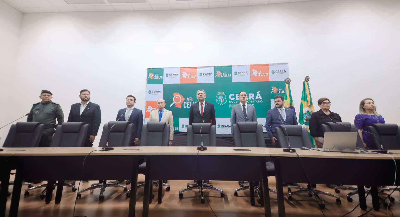 Ferramenta Meu Celular Vai Auxiliar For As De Seguran A Do Cear A